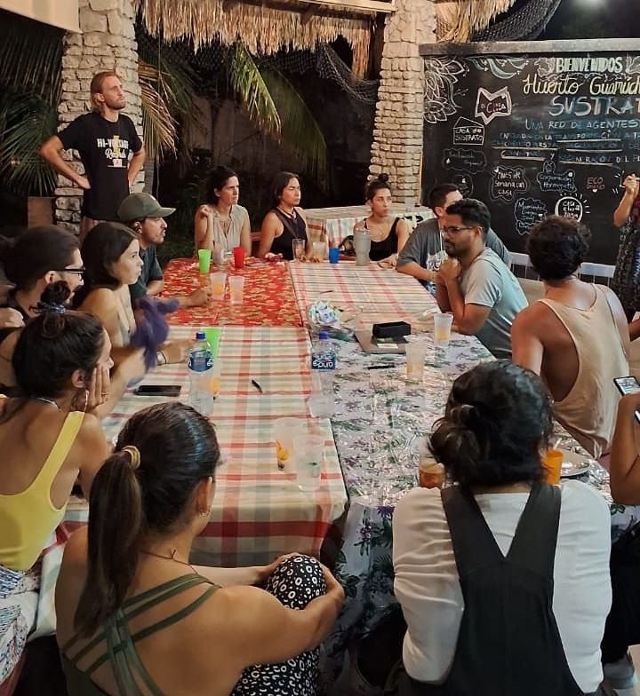 Resumen de la Primera Cena Comunitaria Sustrato